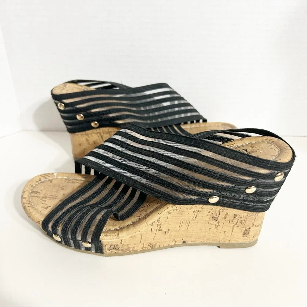 Canyon River Blues Black and Tan Strappy Wedges